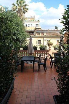 The House Affittacamere 3*