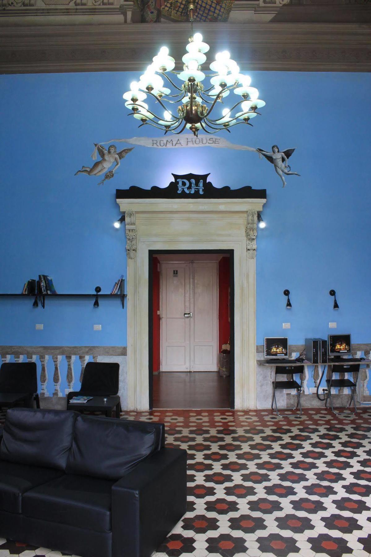 The House Roma